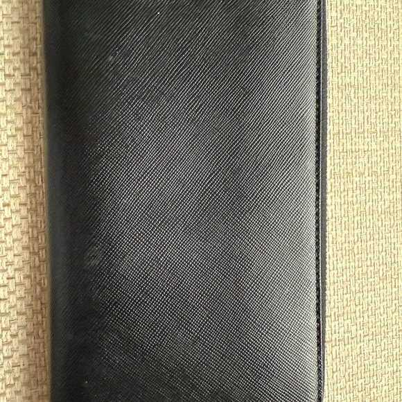 Prada Large Black Saffiano Leather Wallet - Picture 5 of 8